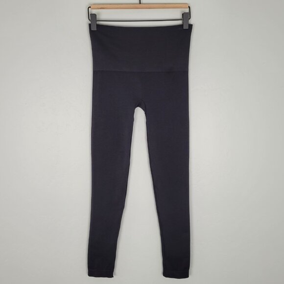 Spanx EcoCare Seamless Ankle Leggings Nylon Stretch Black Size M - Picture 2 of 13